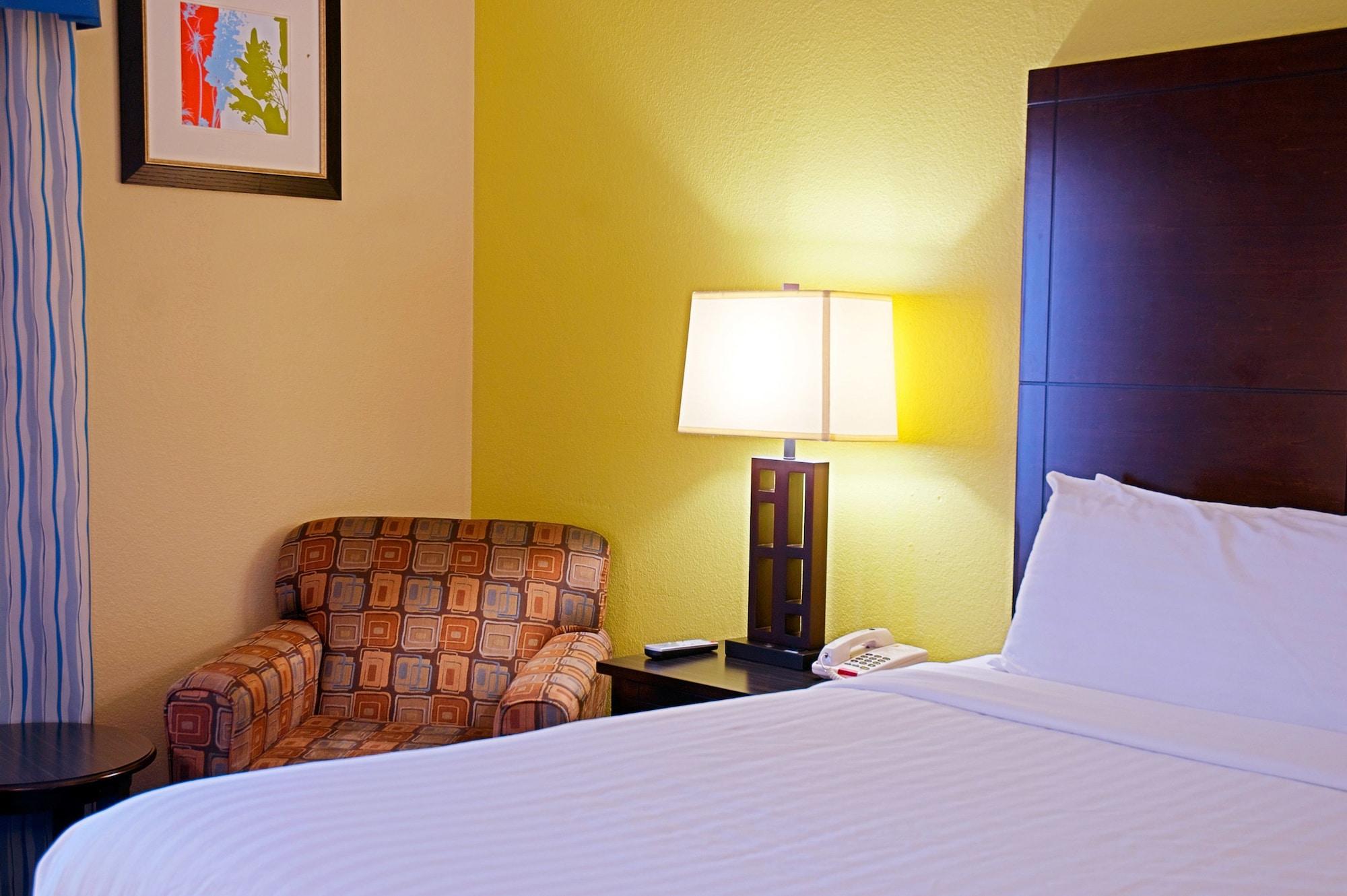 ซูเปอร์ 8 บาย วินด์แฮม เออร์วิง/ดีเอฟดับเบิลยู/แอร์พอร์ต/นอร์ท Hotel ภายนอก รูปภาพ