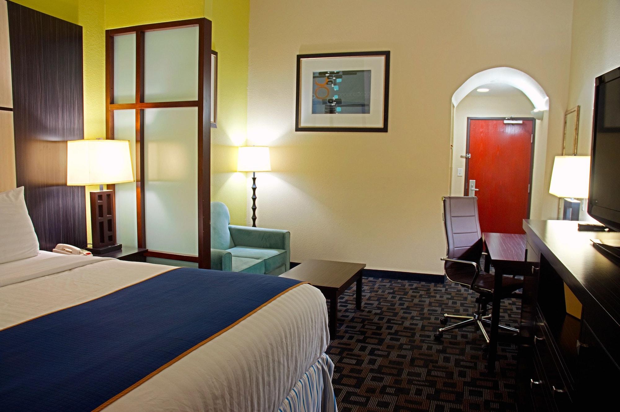 ซูเปอร์ 8 บาย วินด์แฮม เออร์วิง/ดีเอฟดับเบิลยู/แอร์พอร์ต/นอร์ท Hotel ภายนอก รูปภาพ